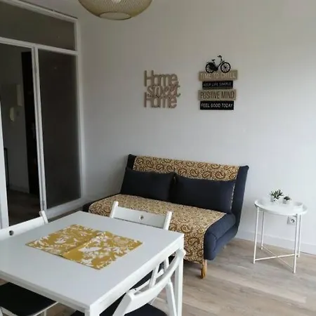 Apartment Superbe Lumineux Et Traversant Béziers