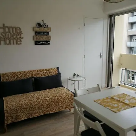 Appartement Superbe Lumineux Et Traversant